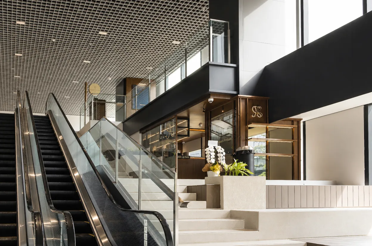 Sustainable and Smart Living